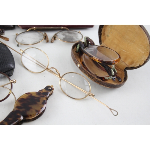 526 - Antique / Vintage Spectacles & Eyewear Inc Tortoise, Lorgnette, PinceNez Joblot