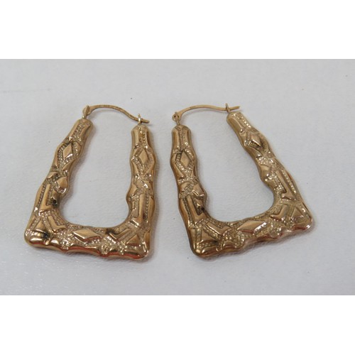 5 - Vintage 9ct Gold Handbag style earrings.
Weight 1.8g