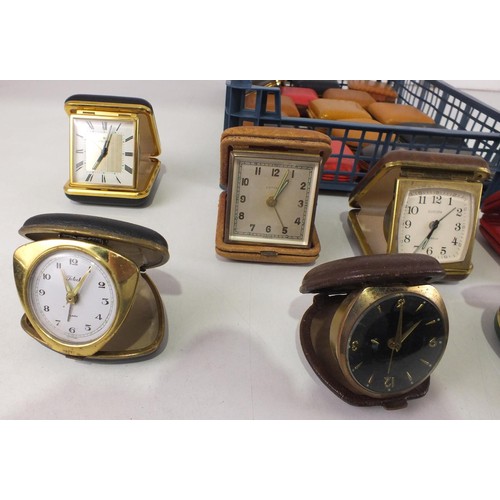 286 - Job lot of vintage travel alarm clocks.