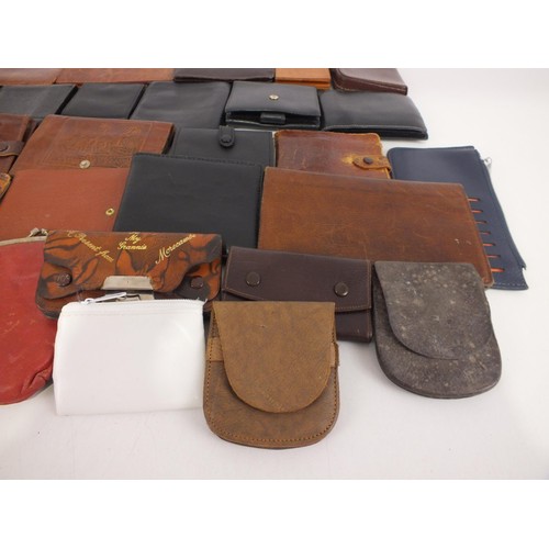 191 - Twenty nine vintage leather wallets.