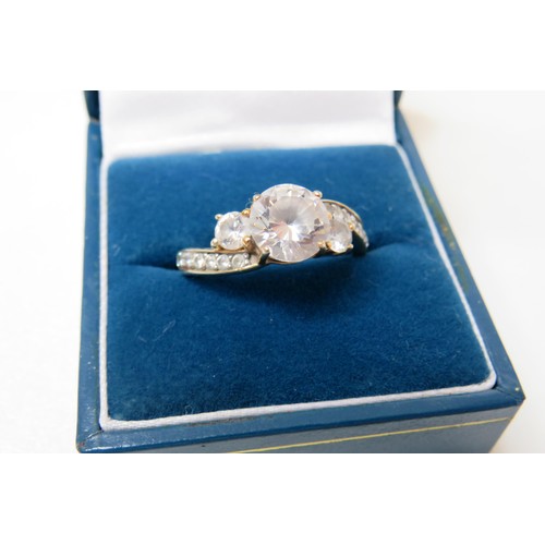 250 - Ladies silver dress ring.