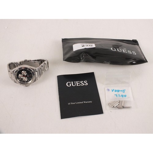 220 - Men's original Guess watch - In working order, Needs a battery