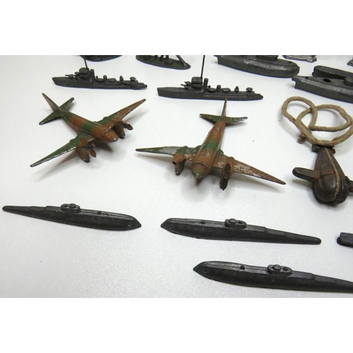 70 - Job lot of vintage lead toys, military,  figures, ships, planes etc.