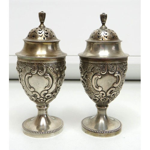 2 - 800 Continental silver large salt and pepper pots.
Weight 109g