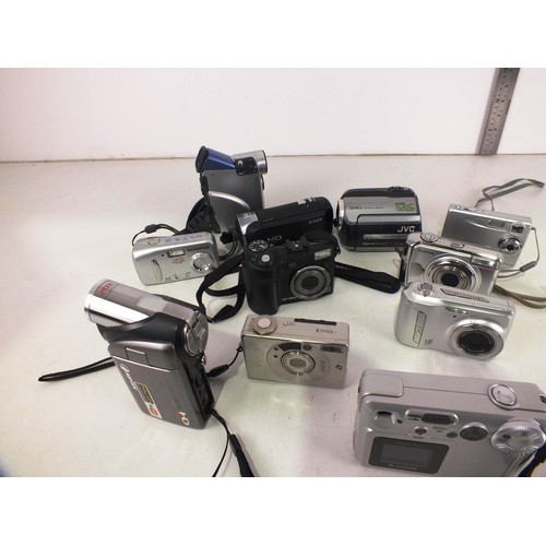 297 - Joblot of camera's to include JVC, Sony and Canon.