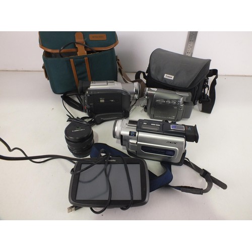 299 - Canon Video camcorder and a Panasonic camcorder both with camera cases.