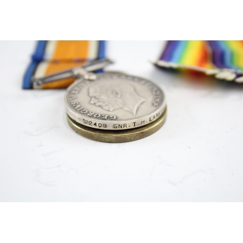 483 - WW1 Medal Pair 122409 Gnr T.H Larkins RA x 2