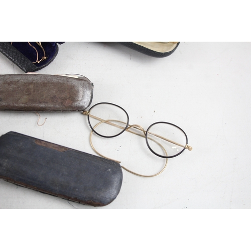 542 - Job lot of Spectacles Vintage Glasses Eyewear Inc Cases, 70s, Plastic, Prescription.