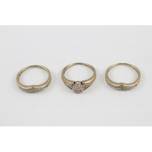 543 - Three 9ct gold vintage diamond engagement, wedding and eternity ring set (5.3g) all size L.