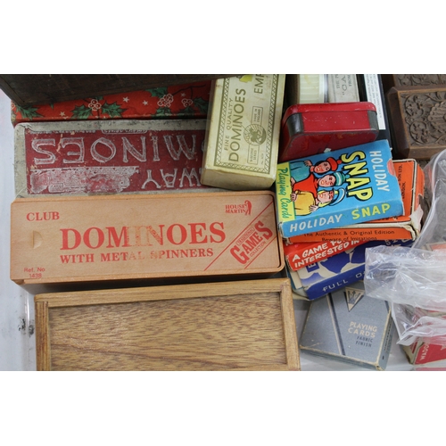 603 - Vintage Board Games Playing Cards & Dominoes  Job Lot