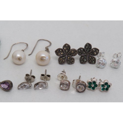 237 - Bag of silver earrings