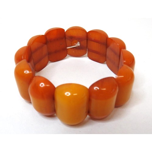 84A - Vintage Natural Butterscotch Amber stretch bracelet.