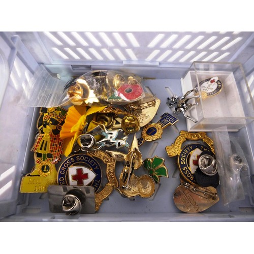 219 - collection of assorted pin badges.