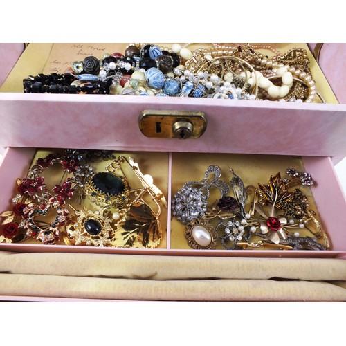 433 - Design Phillipe jewellery box full of vintage jewellery and brooches.