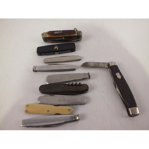 32 - Ten Penknives