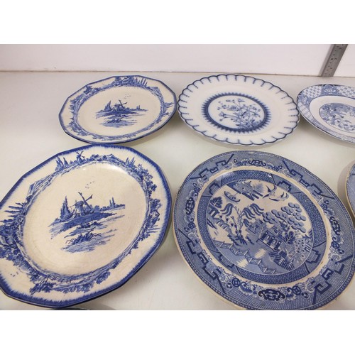 362 - Ten plates to include Royal Doulton, Burnell etc.