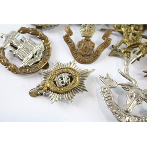 104 - Military Cap Badges Inc Scottish, West Riding, LN Lancs, Etc x 10