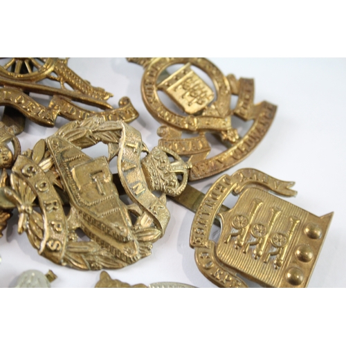 115 - Military Cap Badges Inc Tank Corps, Royal Marines, Bays, Etc x 10