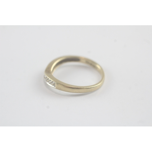 3 - 9ct gold diamond set wishbone band ring (1.8g)- Size N