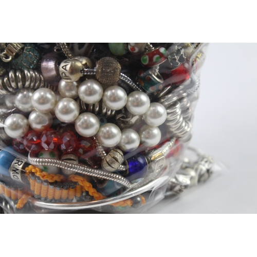 60 - Assortment of Fashion Charm Jewellery inc. Bracelets, Charms 1469g