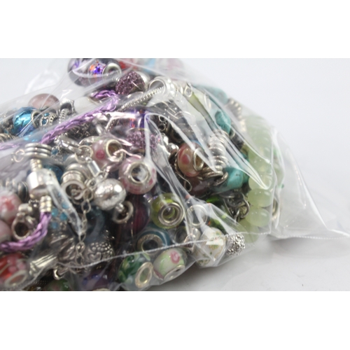 64 - Assortment of Fashion Charm Jewellery inc. Bracelets, Charms 1490g