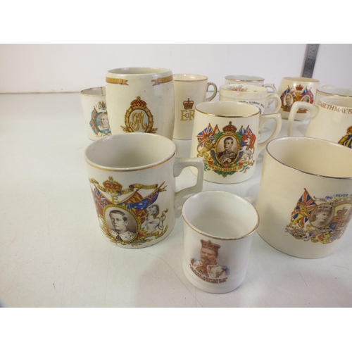 132 - Fourteen pieces of royal memorabilia cups