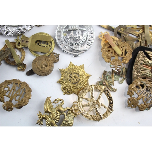 453 - Mixed Lot Military Badges Inc Royal Hampshire, A&SH, Manchester, Etc Joblot