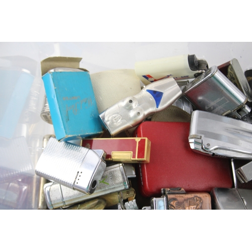 572 - Assorted Vintage Smoking Lighters Inc Rollagas, Ronson, Novelty, Etc Joblot