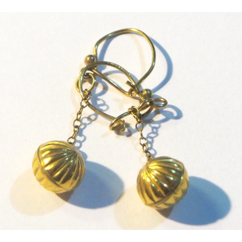 62 - 9ct Gold ball dangle earrings, 1.2g