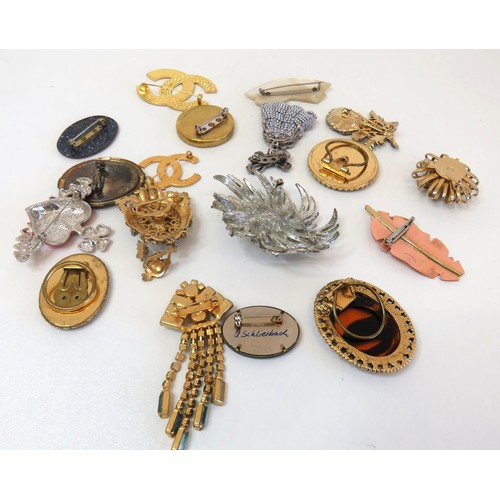 268 - Eighteen Brooches and clips including vintage crystal, hand painted porcelain etc.