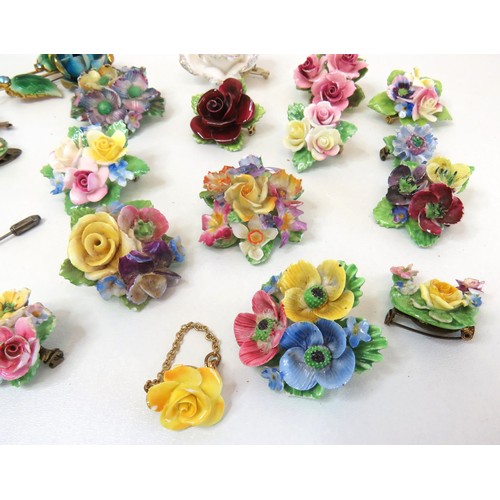 276 - Collection of vintage Bone China floral brooches