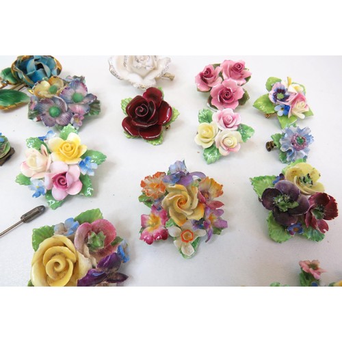 276 - Collection of vintage Bone China floral brooches