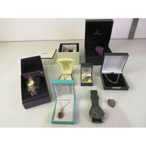 442 - Selection of silver jewellery and watches boxed