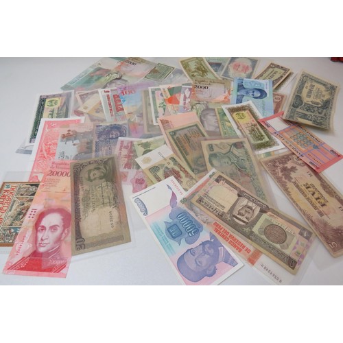 45 - Fifty world banknotes