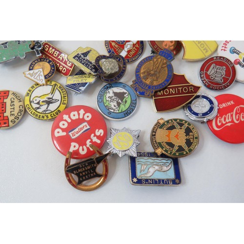 59 - Thirty-five badges including mobiloil, miner, butlins, advertising unions