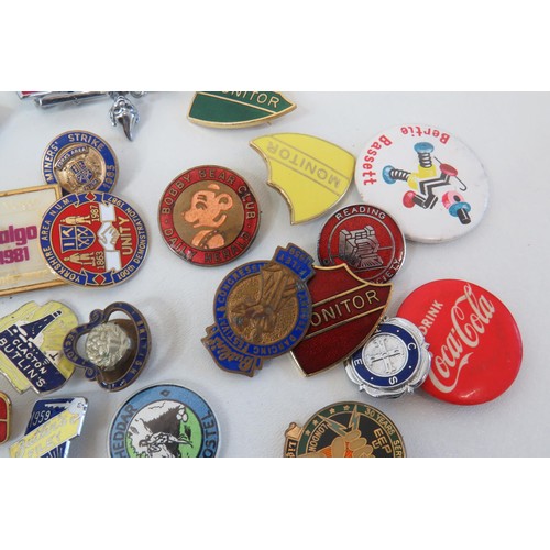 59 - Thirty-five badges including mobiloil, miner, butlins, advertising unions