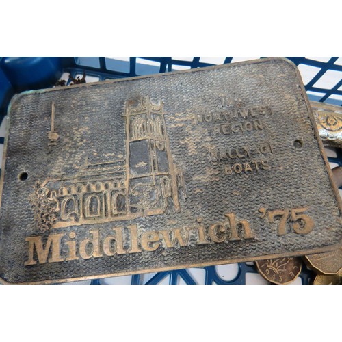 47 - Tray of brass items including coins, coal mining items, plaques etc