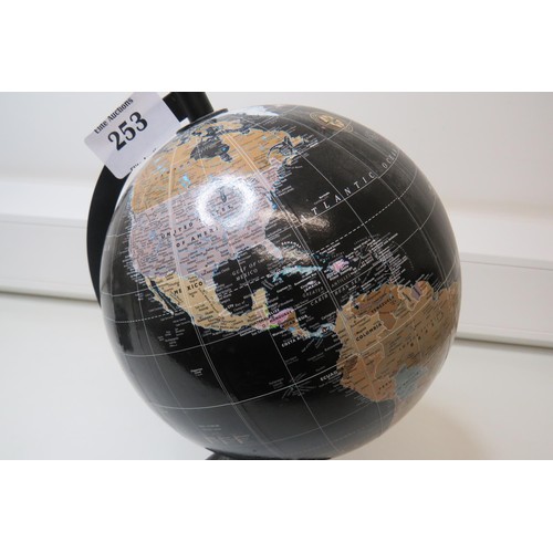 253 - World globe