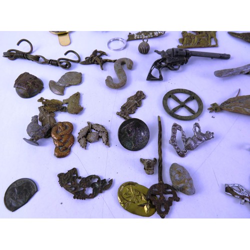 38 - Job lot of small assorted metal collectables including trinkets, badges etc.