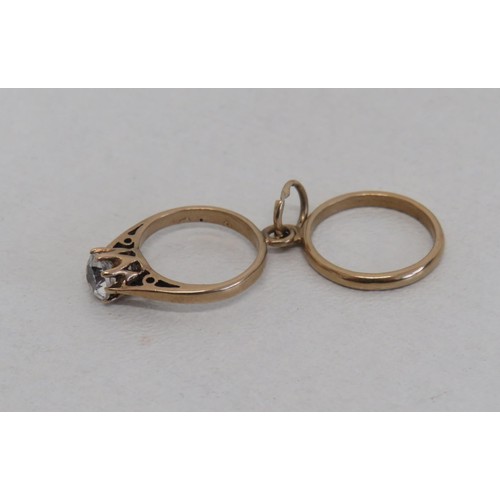 4 - 9ct Gold rings Pendant/charm 1.6g.