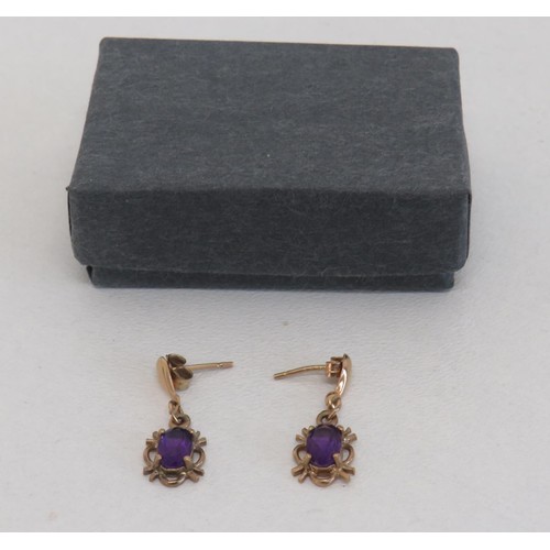 6 - 9ct Gold Amethyst dangle earrings, 1.1g