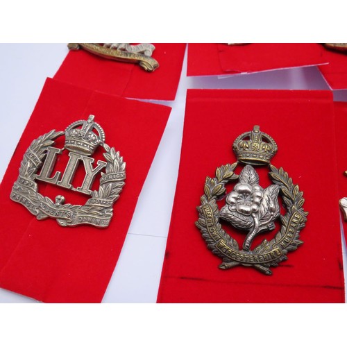 2 - 18 Military Infantry Cap badges to inc 
Berkshire 
Northumberland
Queens own Oxfordhire hussars
Quee... 