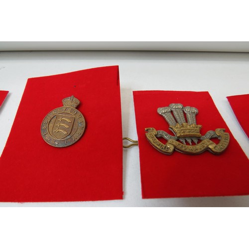 36 - 18 No Cavalry  military badges inc 
1st Bath Warwickshire Voltr Reg
Sussex VTC
Essex Yeomanry