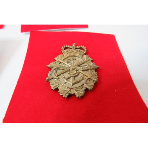 42 - 18 No  military badges inc 
The Royal Regiment of Canada 
The Welch 
Loyal North Lancashire