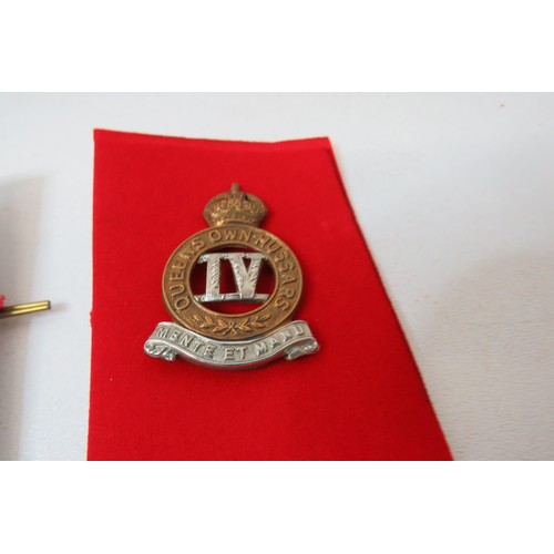 73 - 18 Military Cap/Regimental badges