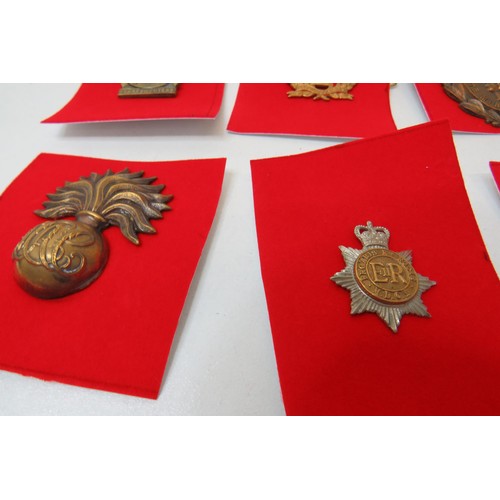 75 - 18 Military Cap/Regimental badges