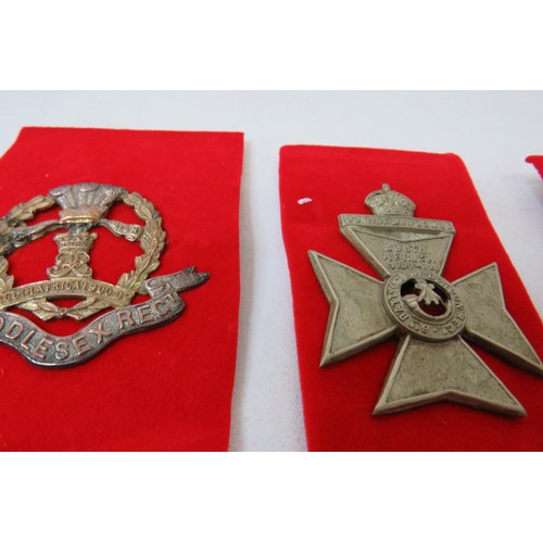 78 - 18 Military Cap/Regimental badges