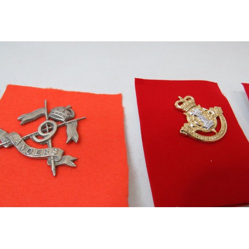 79 - 18 Military Cap/Regimental badges