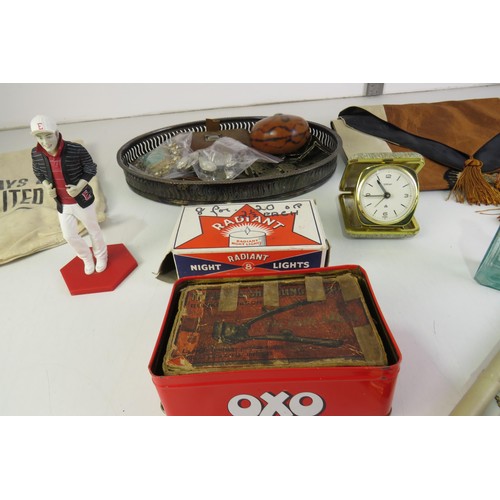 160 - Mixed lot to include vintage and collectables.