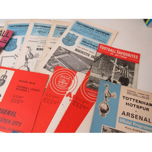 251 - Thirty-one 1960's Football programmes to include, Arsenal, Chelsea, Liverpool, Everton, Tottenham Ho... 